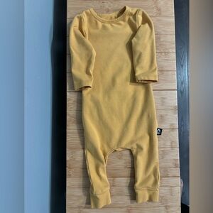 Yellow rags sleeper